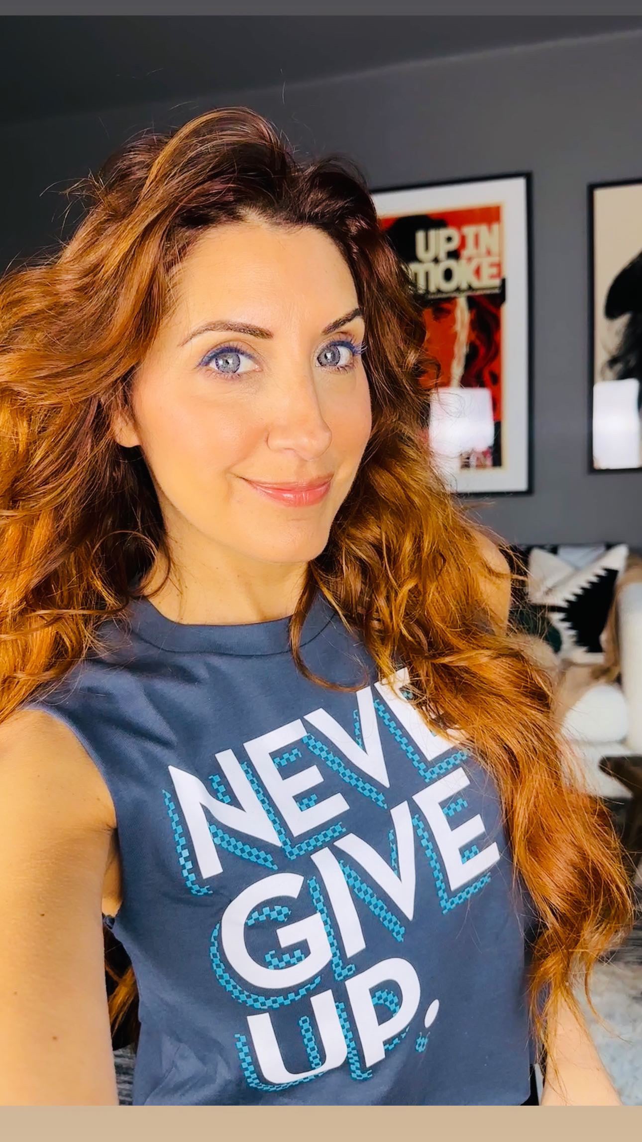 CHECKERBOARD NEVER GIVE UP. TEE