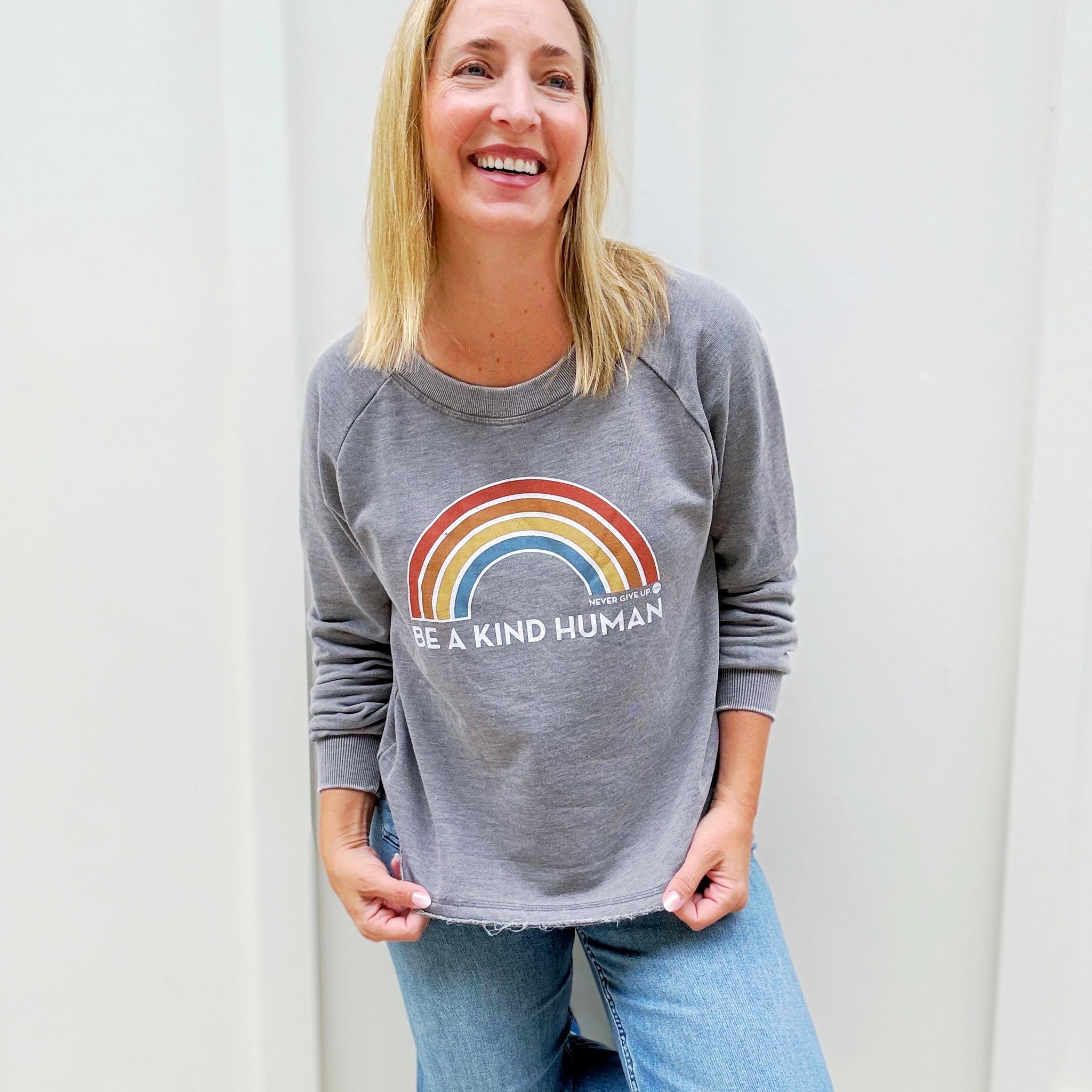 BE A KIND HUMAN PULLOVER
