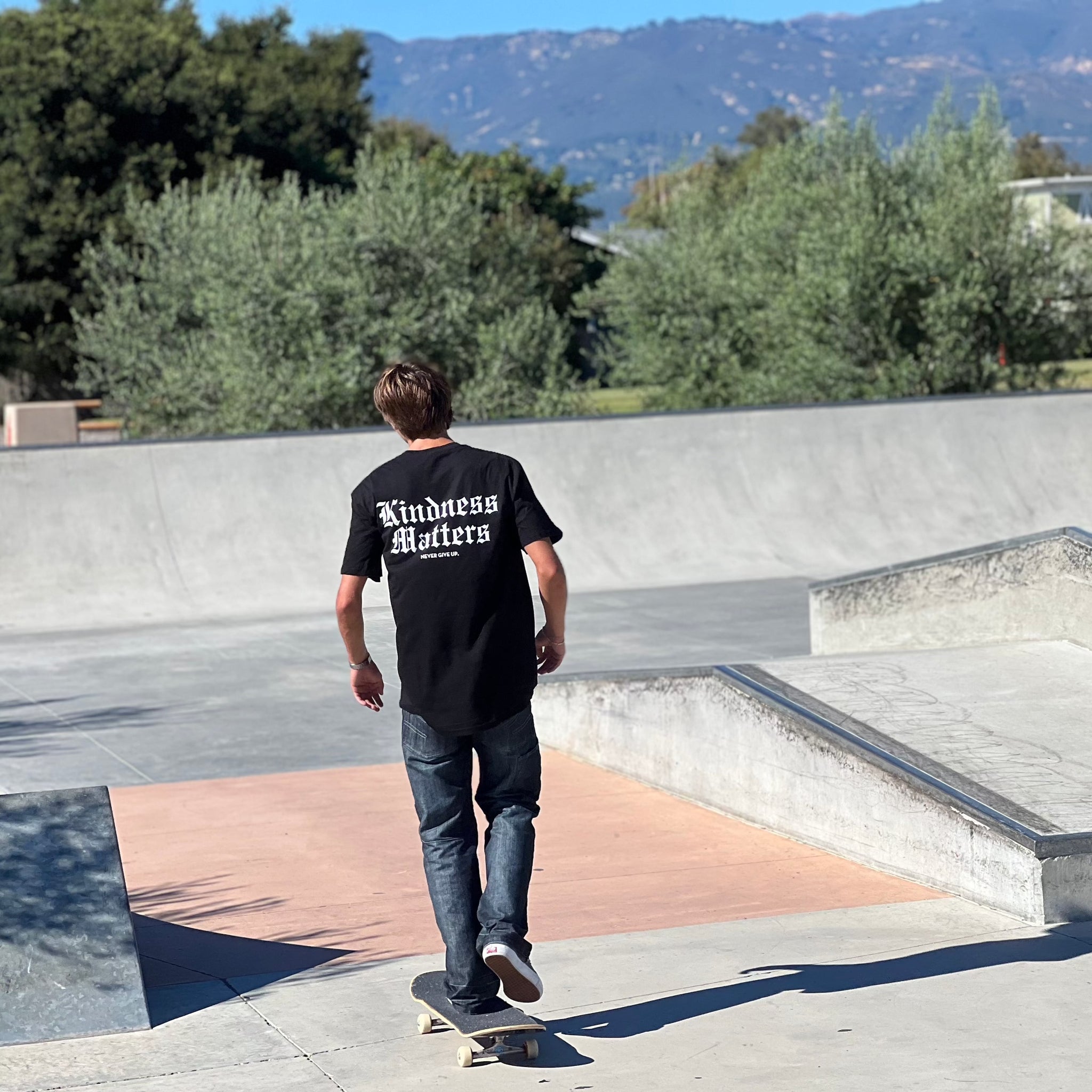 KINDNESS MATTERS OG TEE
