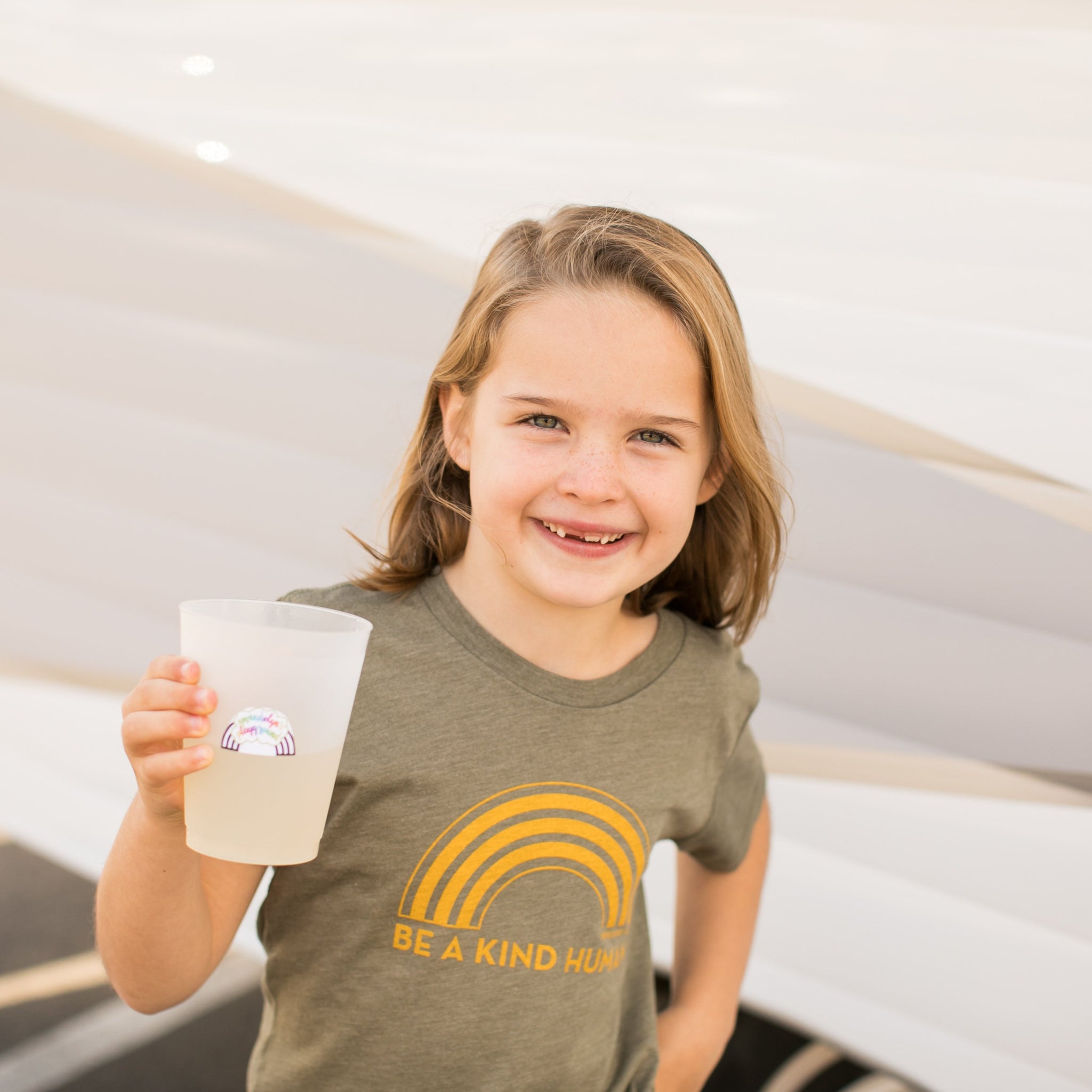 KIDS BE A KIND HUMAN TEE (OLIVE)