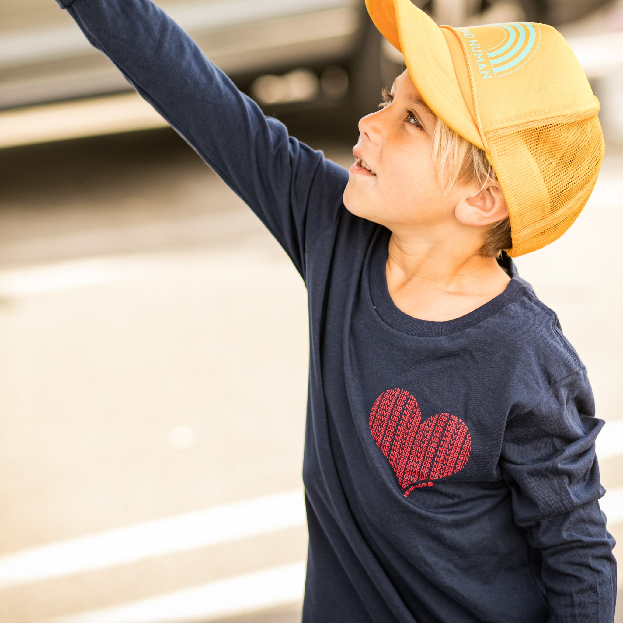 KIDS HEART LOVE SLEEVE
