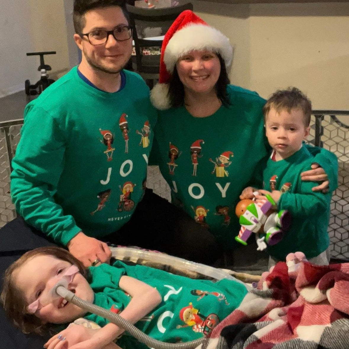 JOY ELF PULLOVER