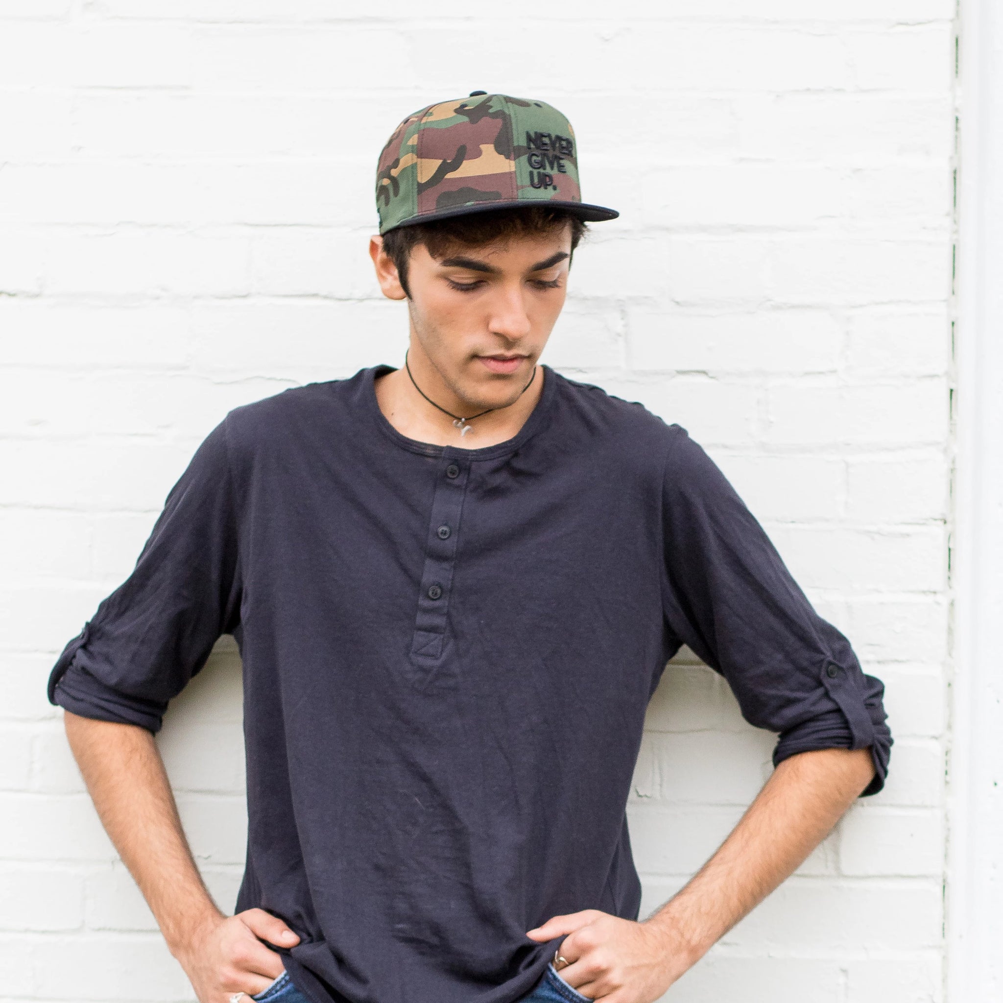 3D CAMO NEVER GIVE UP. HAT