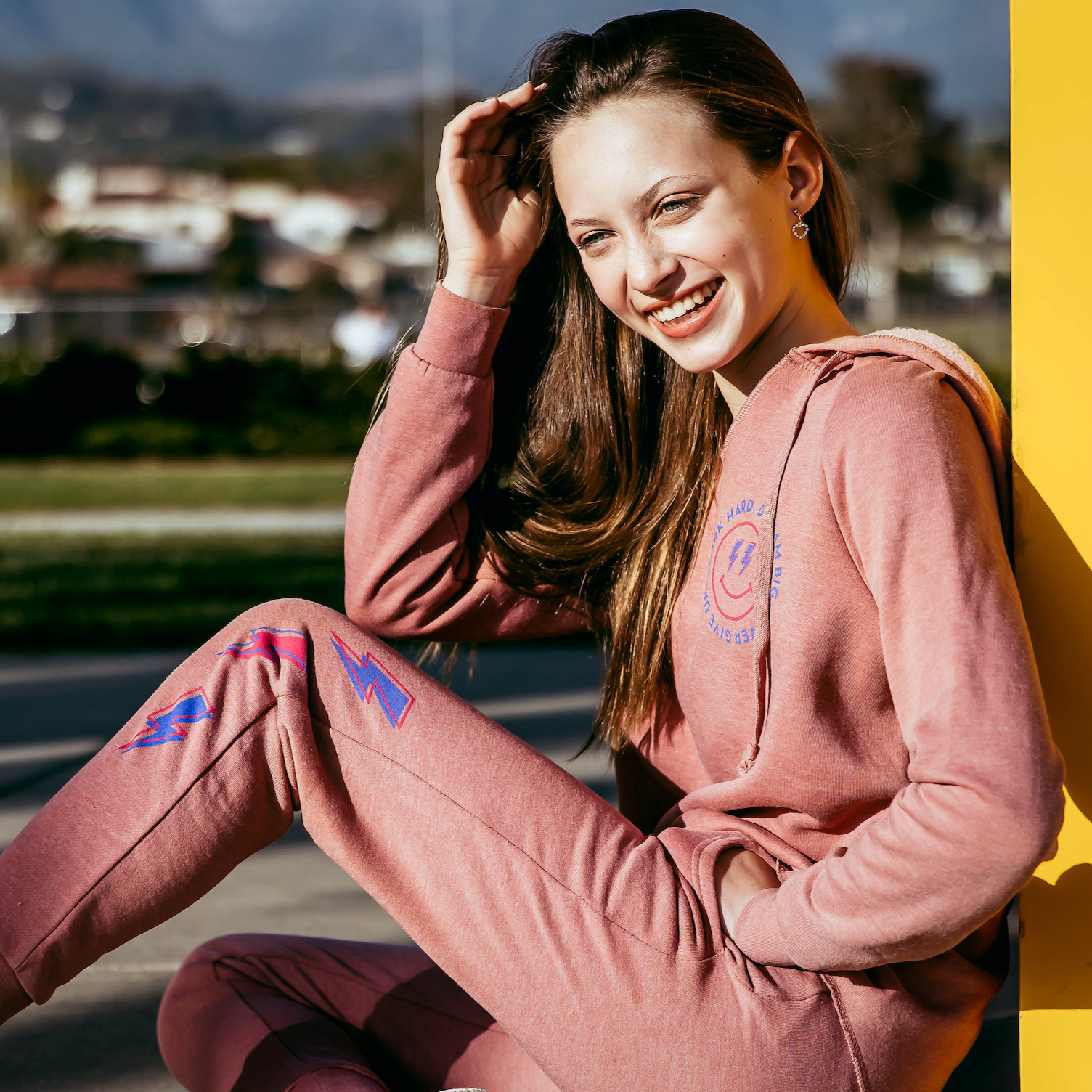 WOMEN'S WORK HARD DREAM BIG SWEATSUIT SET