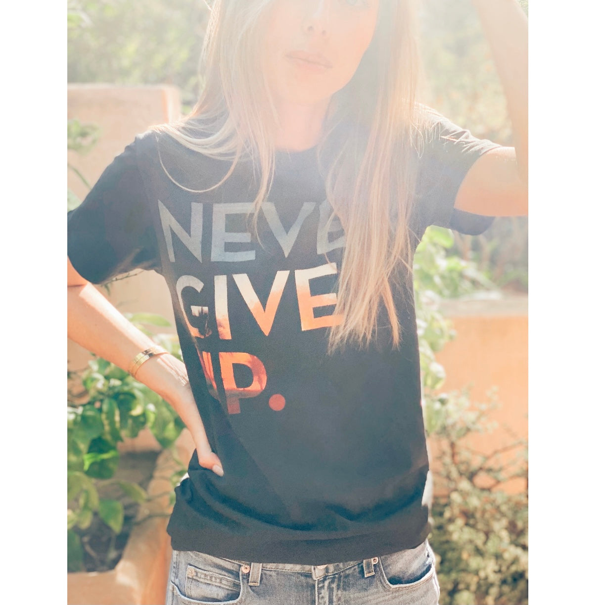 SUNSET NEVER GIVE UP. TEE