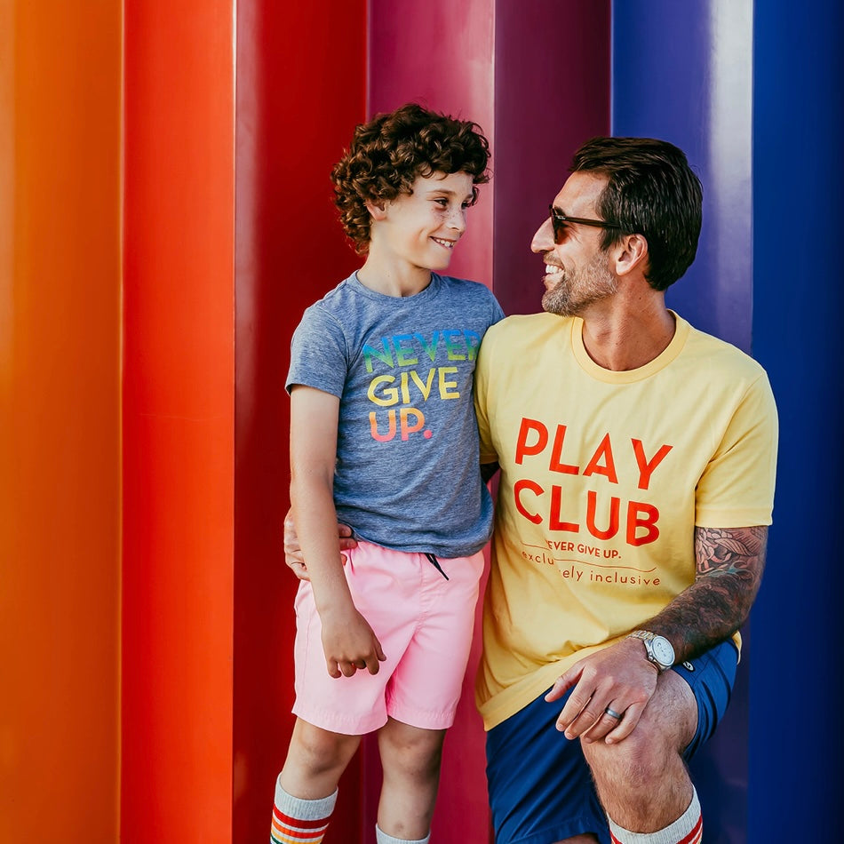 PLAY CLUB TEE