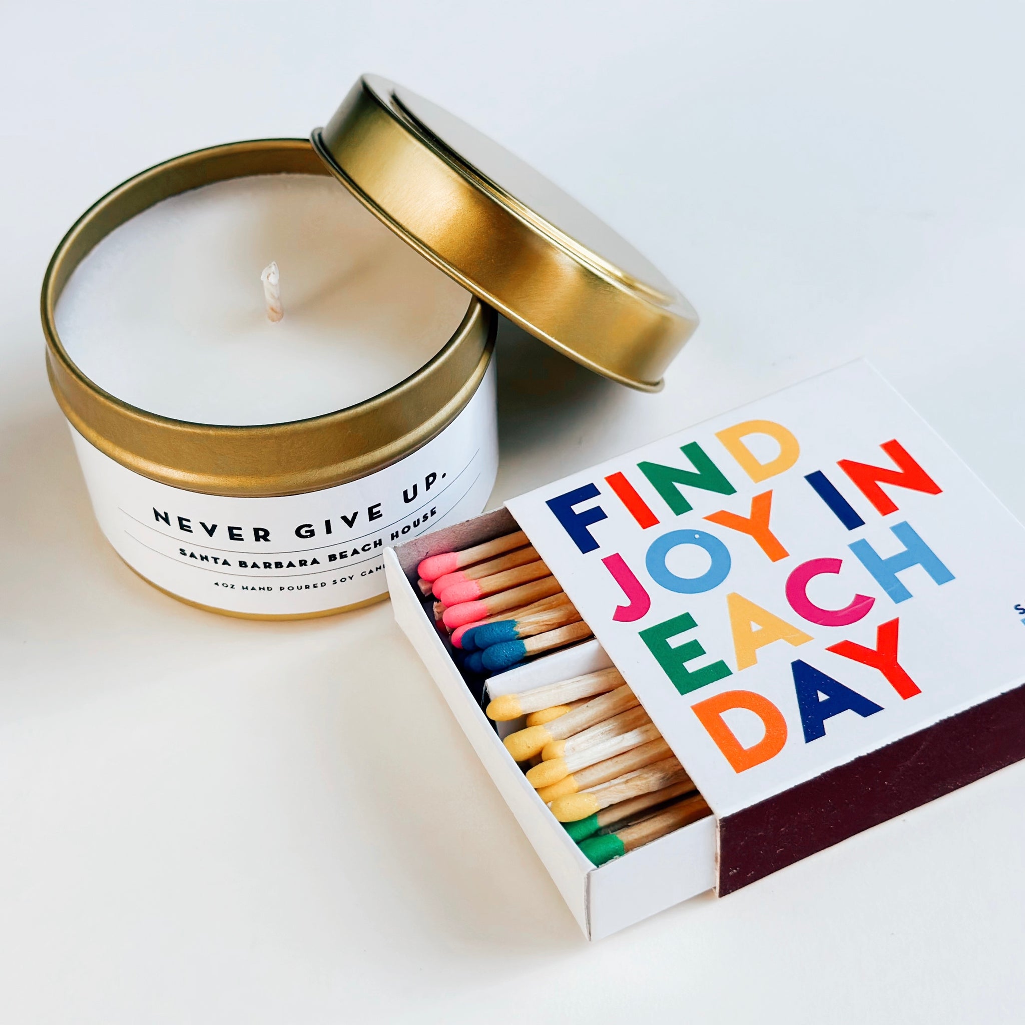 NEVER GIVE UP. BEACH HOUSE CANDLE & MATCHES