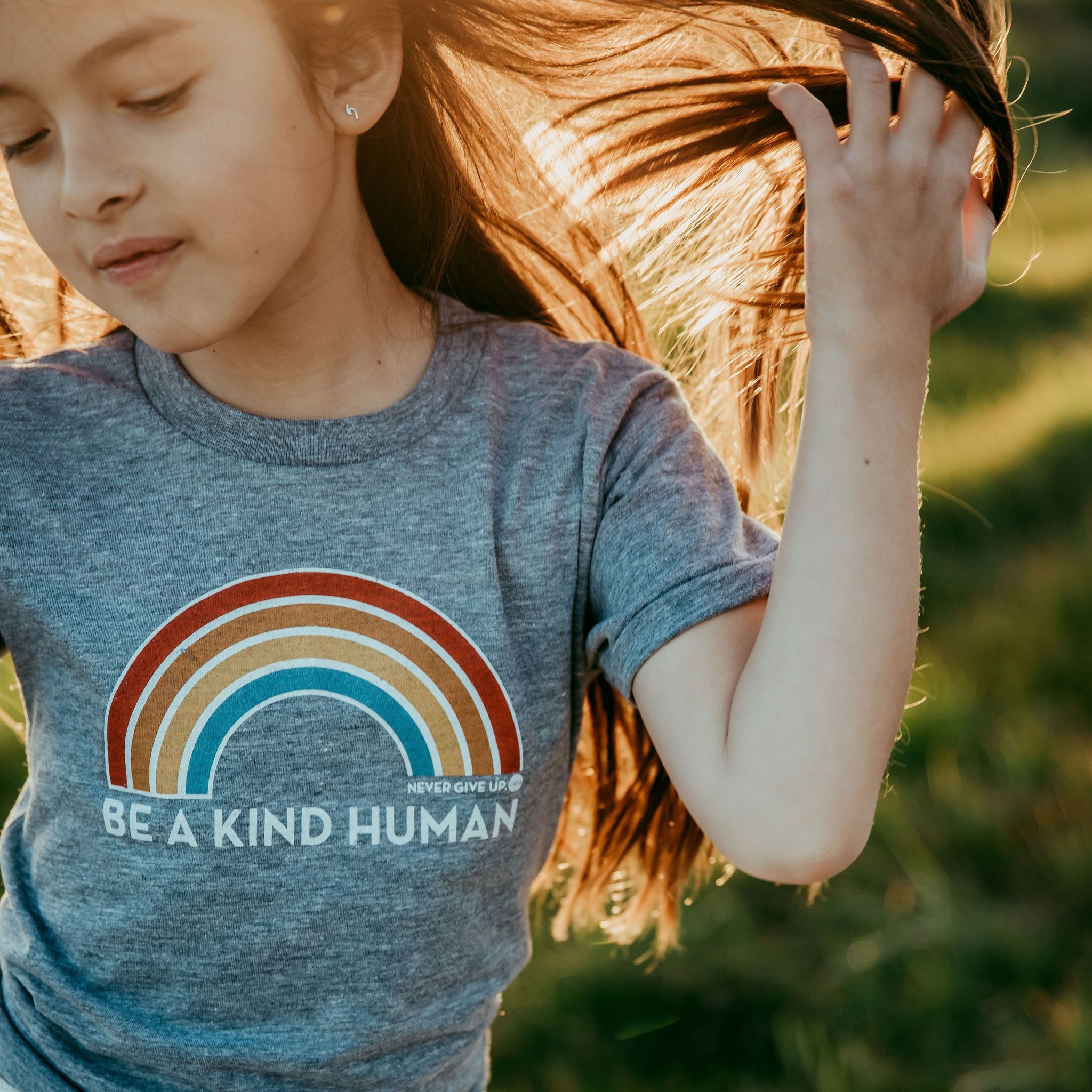 BE A KIND HUMAN (RAINBOW) TEE